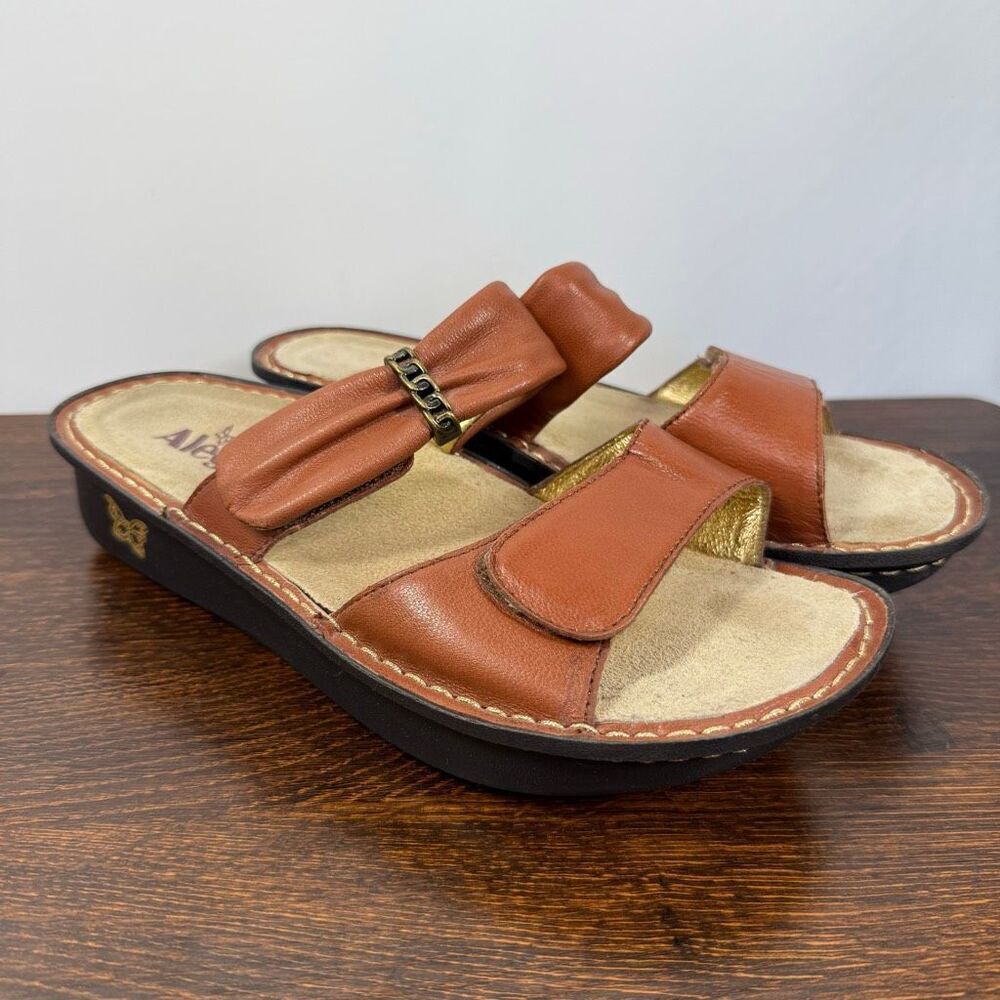 Alegria Womens tan leather slide sandal kar 647 size 39 1.5" Heel